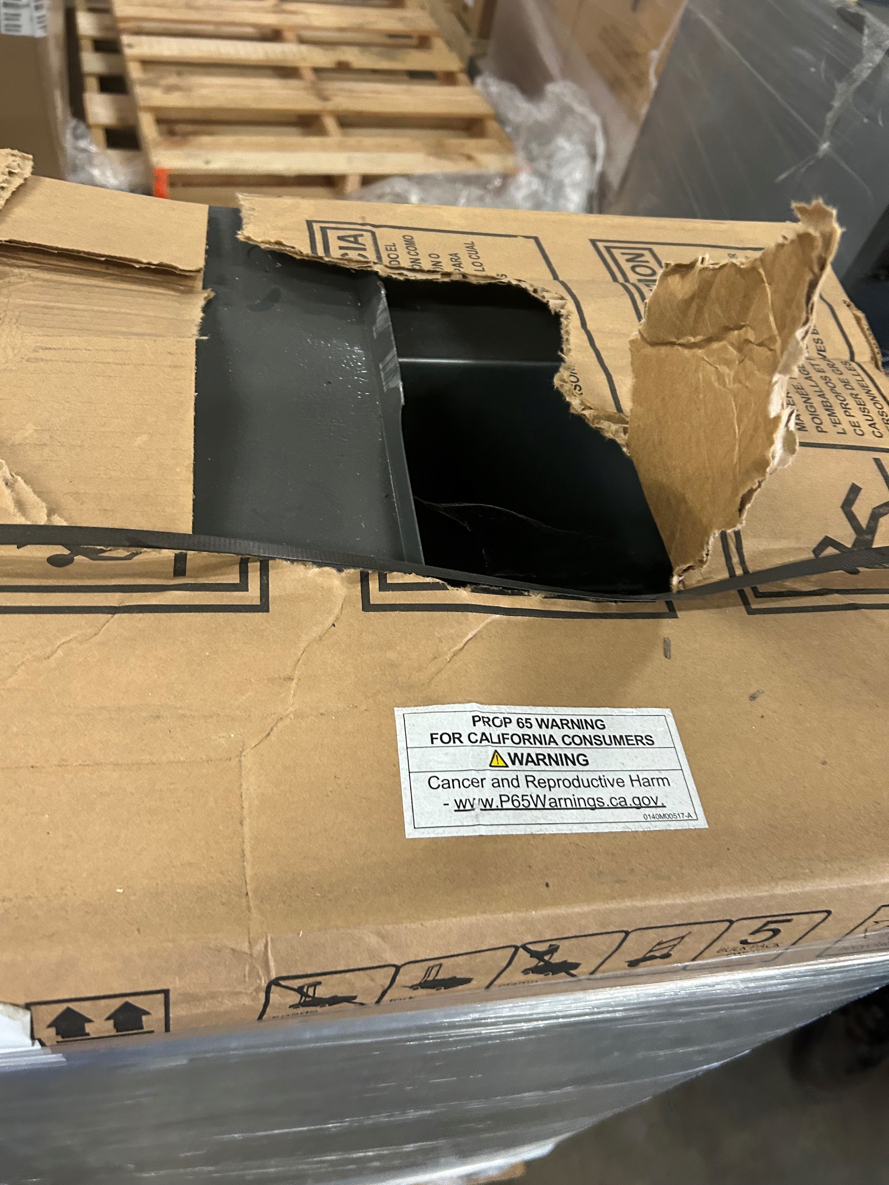 2 Ton Goodman 14 SEER Heat Pump System GSZ140241 (5448), ARUF25B14 (5337) (T)